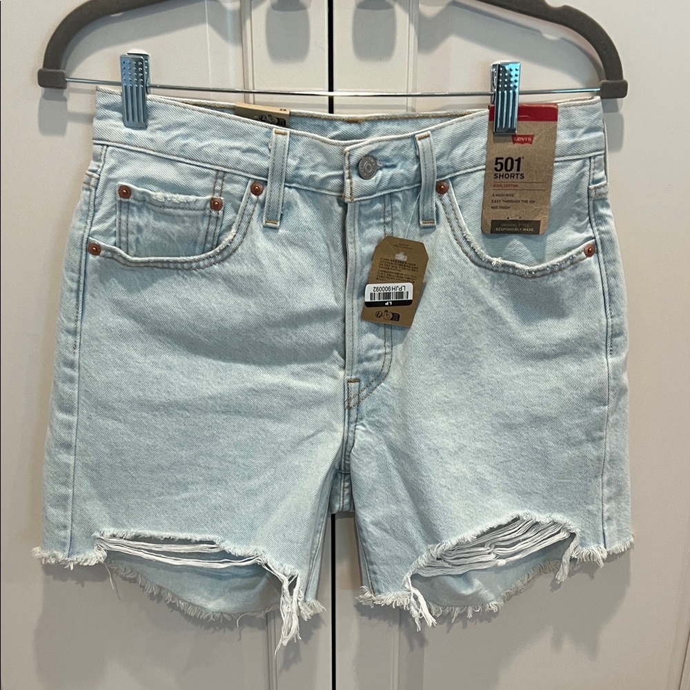Levi's Light Blue Distressed 501 Jean Shorts size 28. 🆕